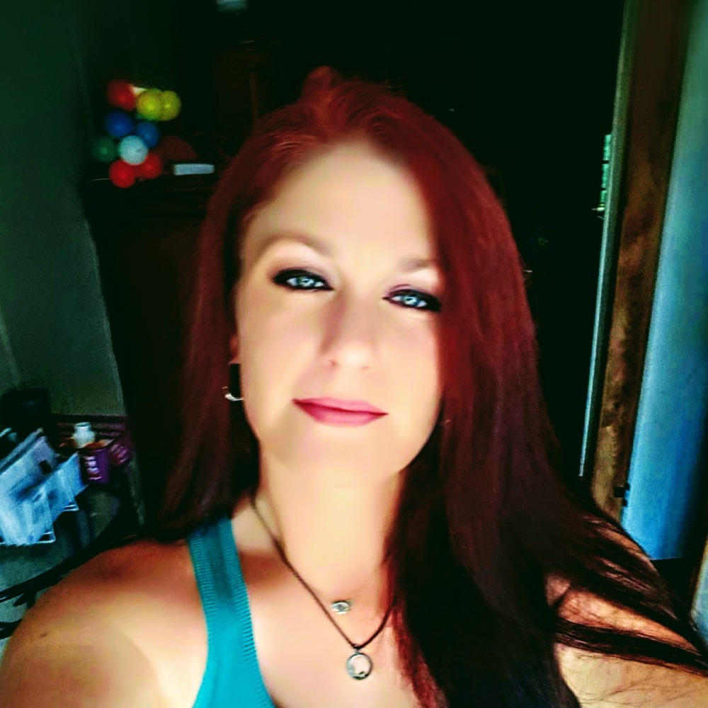 Meet your Posher, Luna